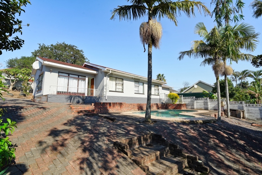 3 Bedroom Property for Sale in Summerpride Eastern Cape